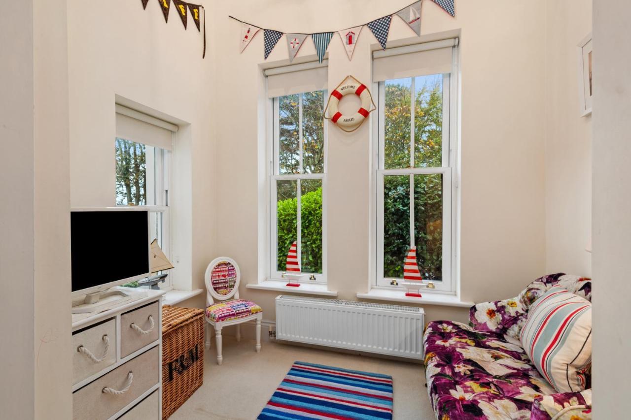 Bryn Y Mor - Tenby Apartment Sea Views Exterior photo